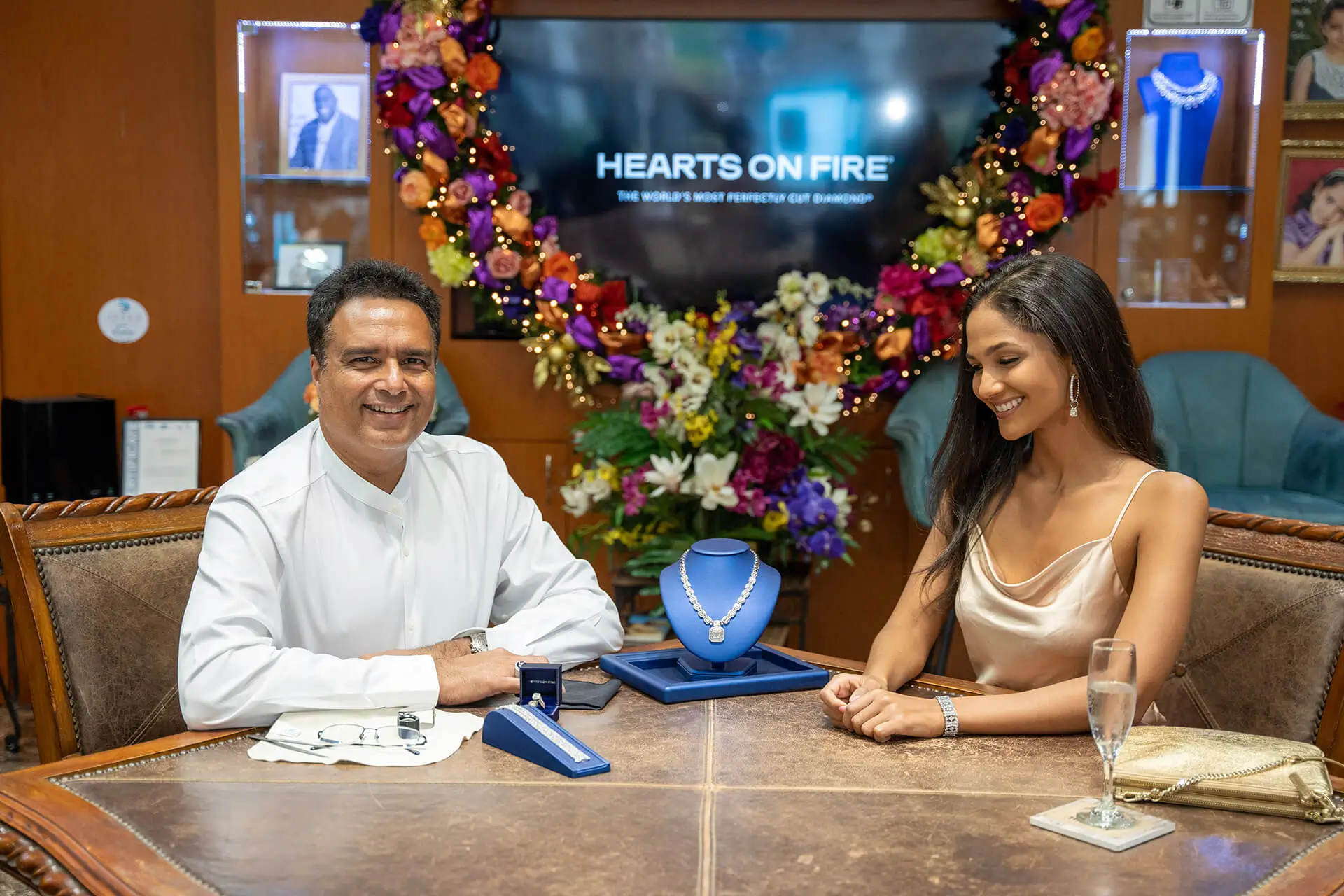 Noble-Jewelers-The-Jewel-of-Aruba-16